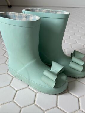 Mint Green Bow Rain Boots